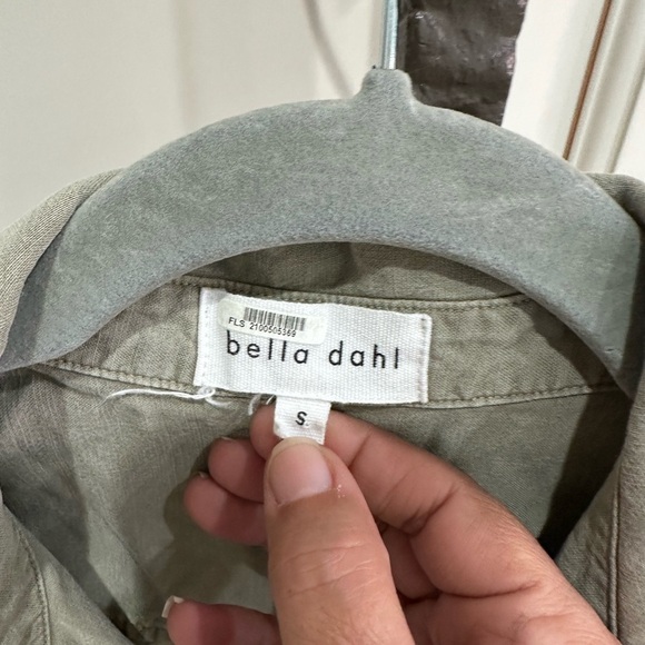Bella Dahl
Drawstring Utility Romper  (D2) - Picture 4 of 5